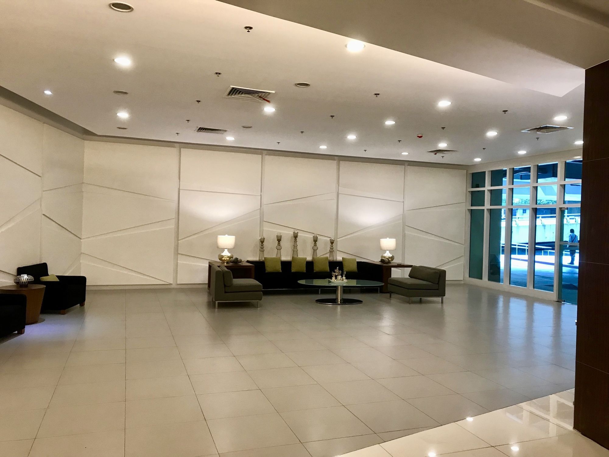 The Beacon Serviced Residences Makati City Exterior foto